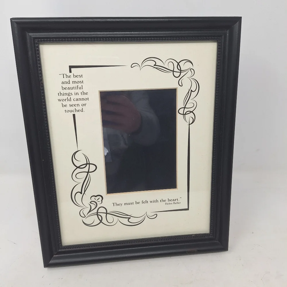 Helen Keller Inspirational Photo Quote Frame Love Heart Decorative Vertical Hang